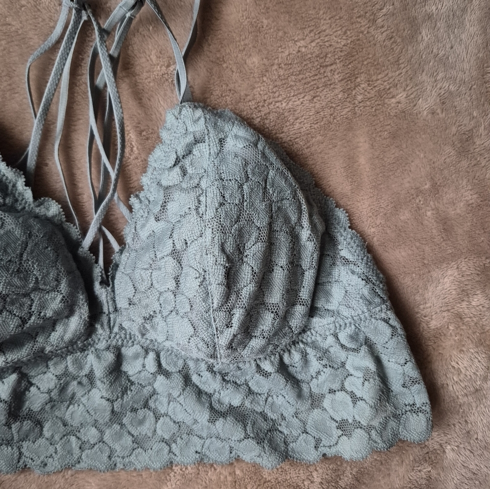 Aerie Lace Bralette in Light Blue Gray Cross Straps Size Small - Picture 3 of 11
